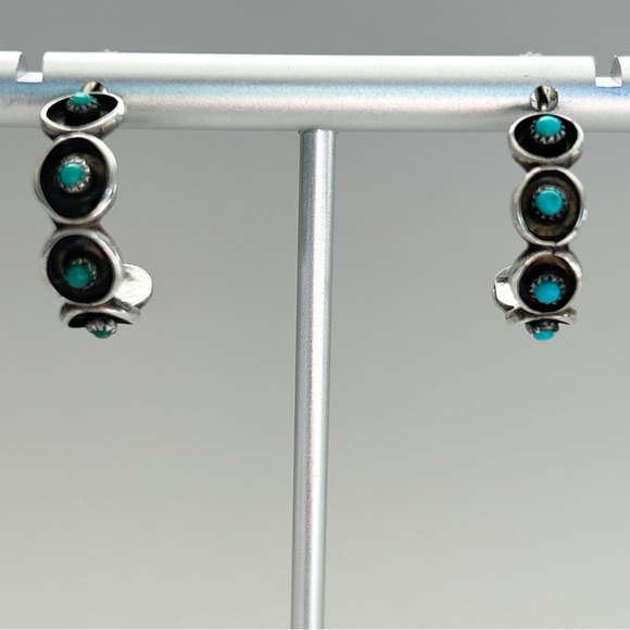 Vintage Southwestern Snake Eye Turquoise Sterling Silver C Hoop Earrings